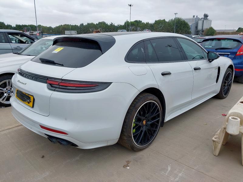 2019 PORSCHE PANAMERA 4