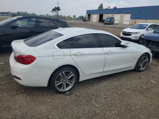  BMW 4 SERIES 2019 Белы