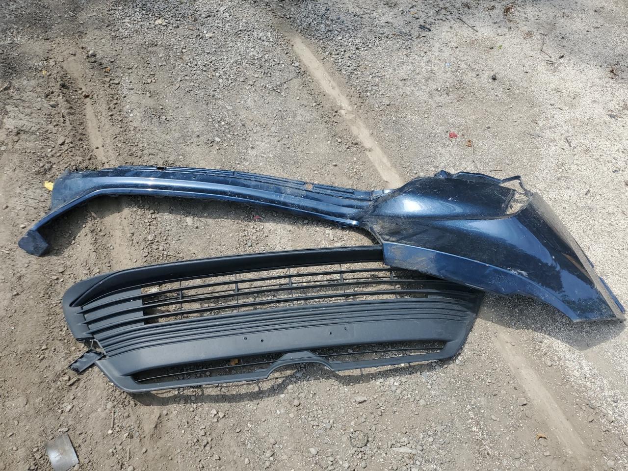 2015 Toyota Highlander Hybrid VIN: 5TDJCRFH7FS011404 Lot: 63094845