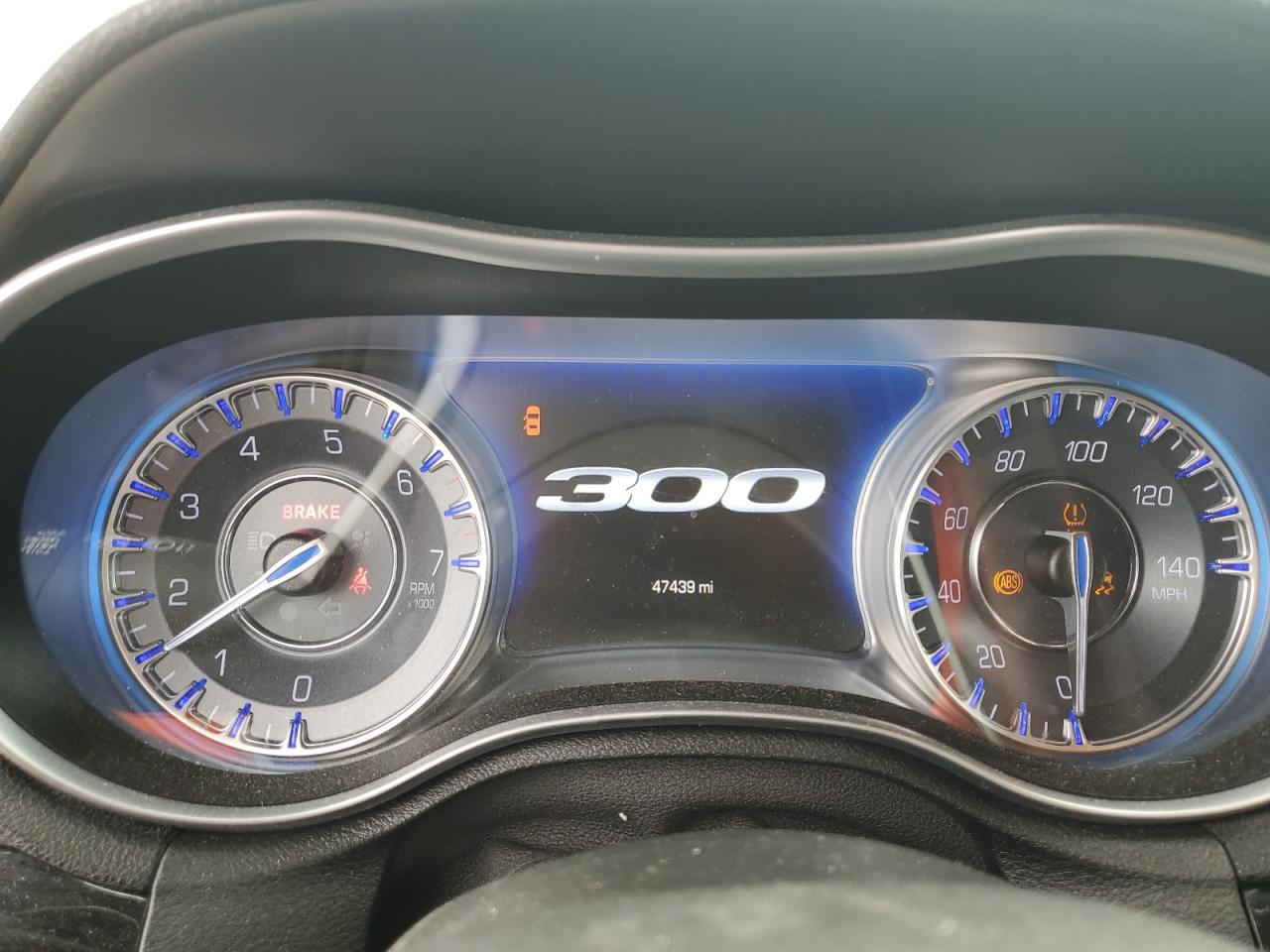 2021 Chrysler 300 S VIN: 2C3CCABGXMH585468 Lot: 69656435