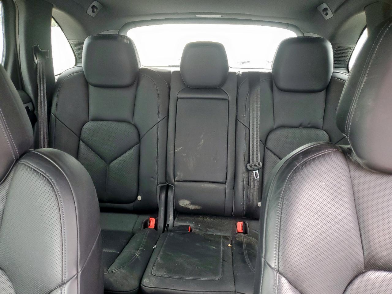 2013 Porsche Cayenne VIN: WP1AF2A2XDLA42211 Lot: 69676975