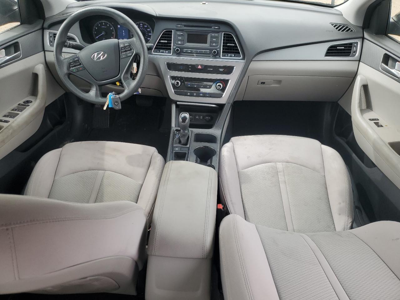 2015 Hyundai Sonata Se VIN: 5NPE24AF8FH250088 Lot: 70451925