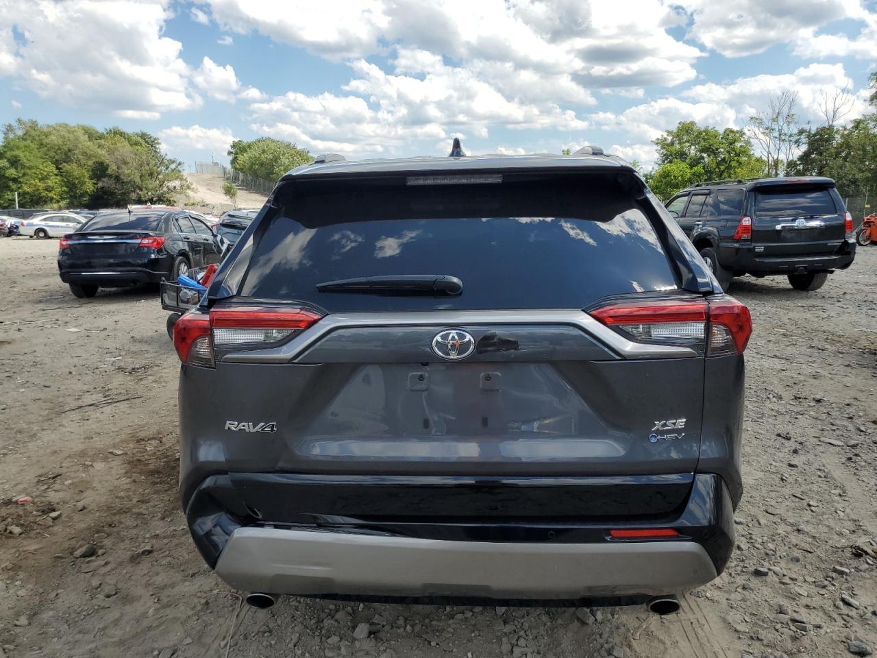 2025 Toyota Rav4 Xse VIN: 4T3E6RFV8SU179236 Lot: 70293185
