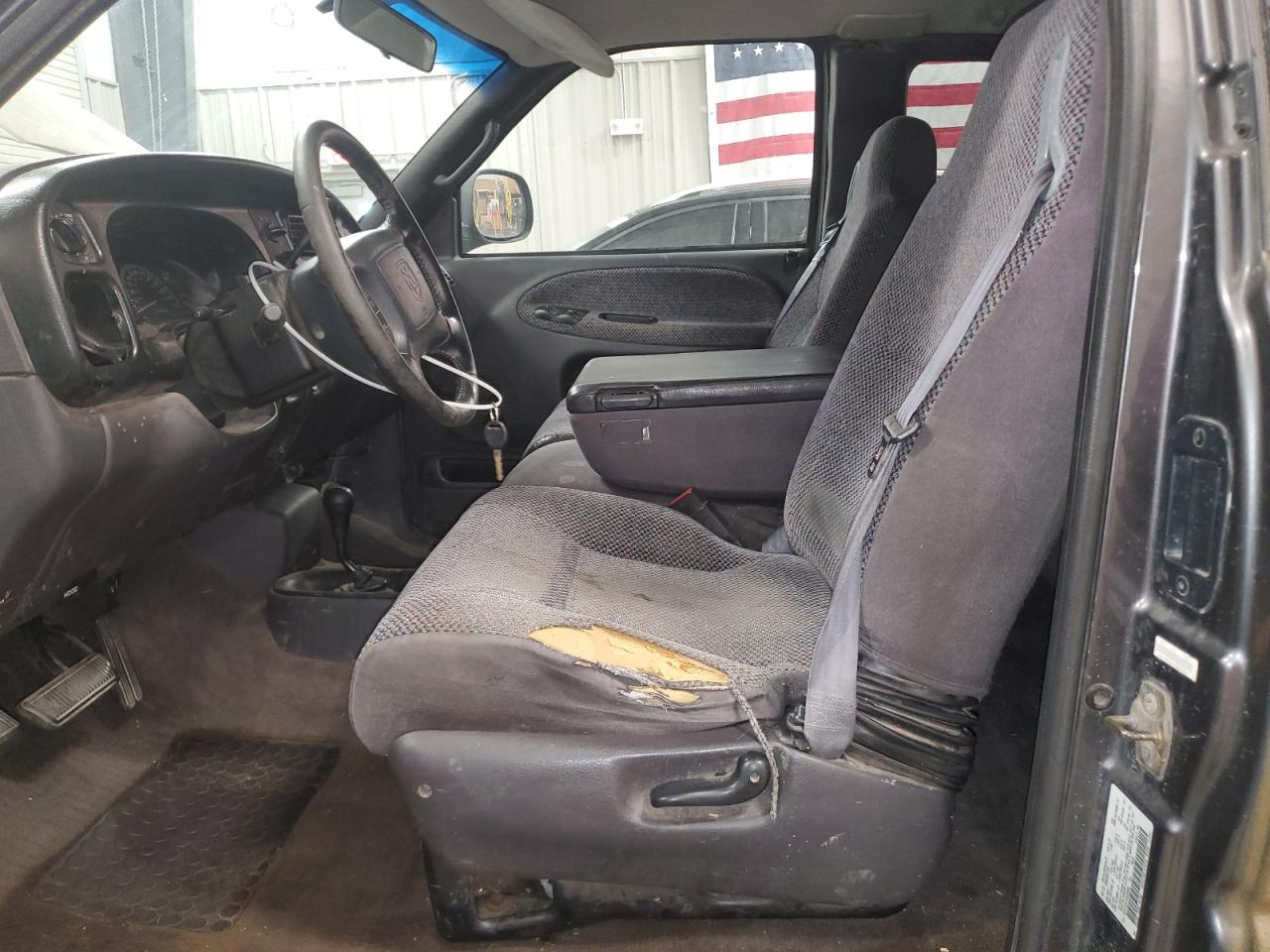2002 Dodge Ram 2500 VIN: 3B7KF23Z72M289956 Lot: 68518155