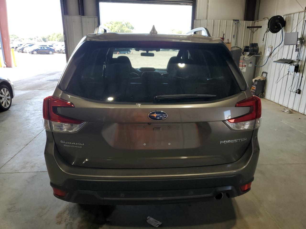 2020 Subaru Forester Limited VIN: JF2SKAUC9LH519990 Lot: 68832805