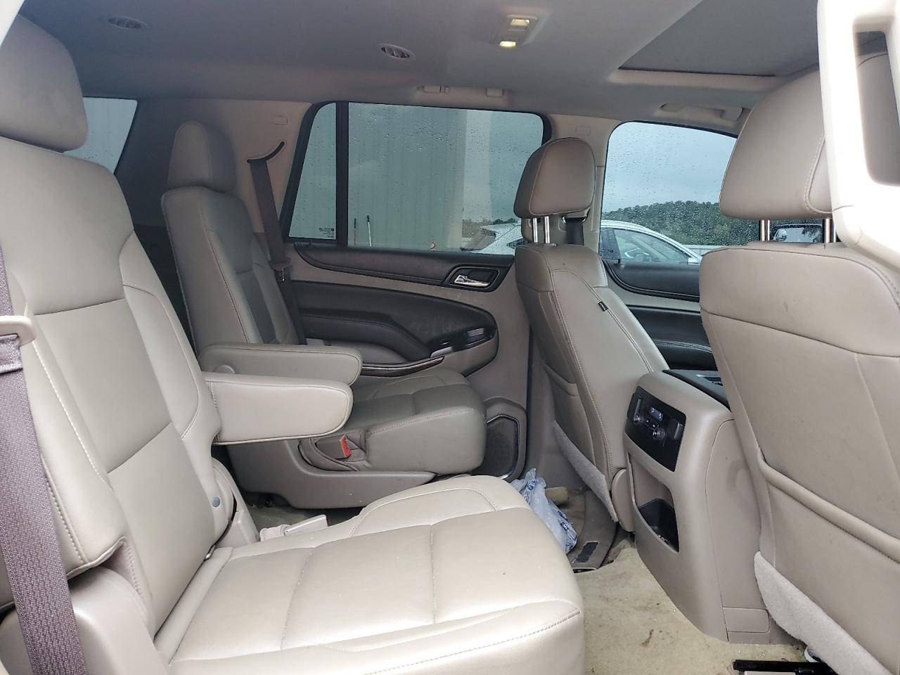 2018 Chevrolet Tahoe C1500 Lt VIN: 1GNSCBKC8JR210045 Lot: 69744705