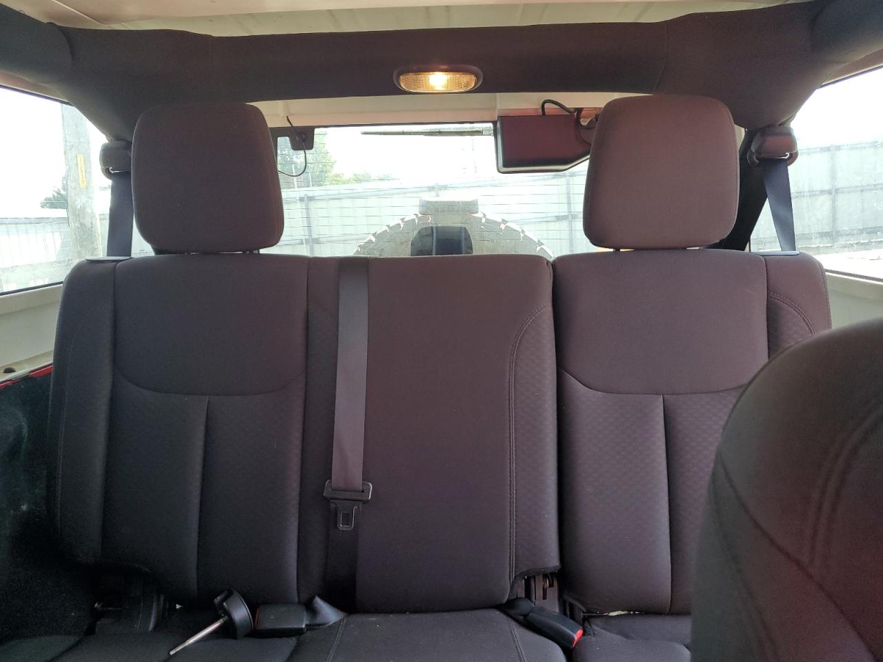 2015 Jeep Wrangler Unlimited Sport VIN: 1C4BJWDG5FL519164 Lot: 68896745