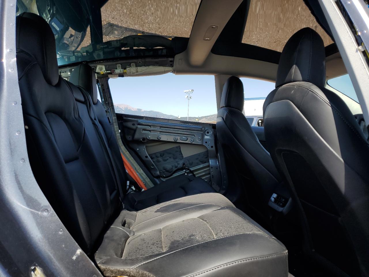 5YJ3E1EB4MF002016 2021 Tesla Model 3