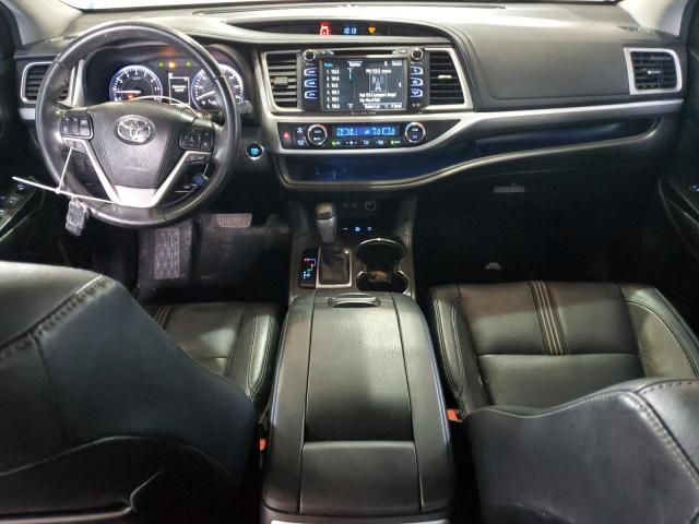  TOYOTA HIGHLANDER 2017 Серый