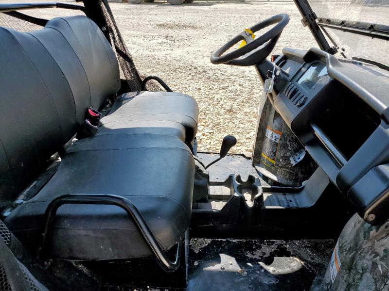 2024 JOHN DEERE XUV825M  