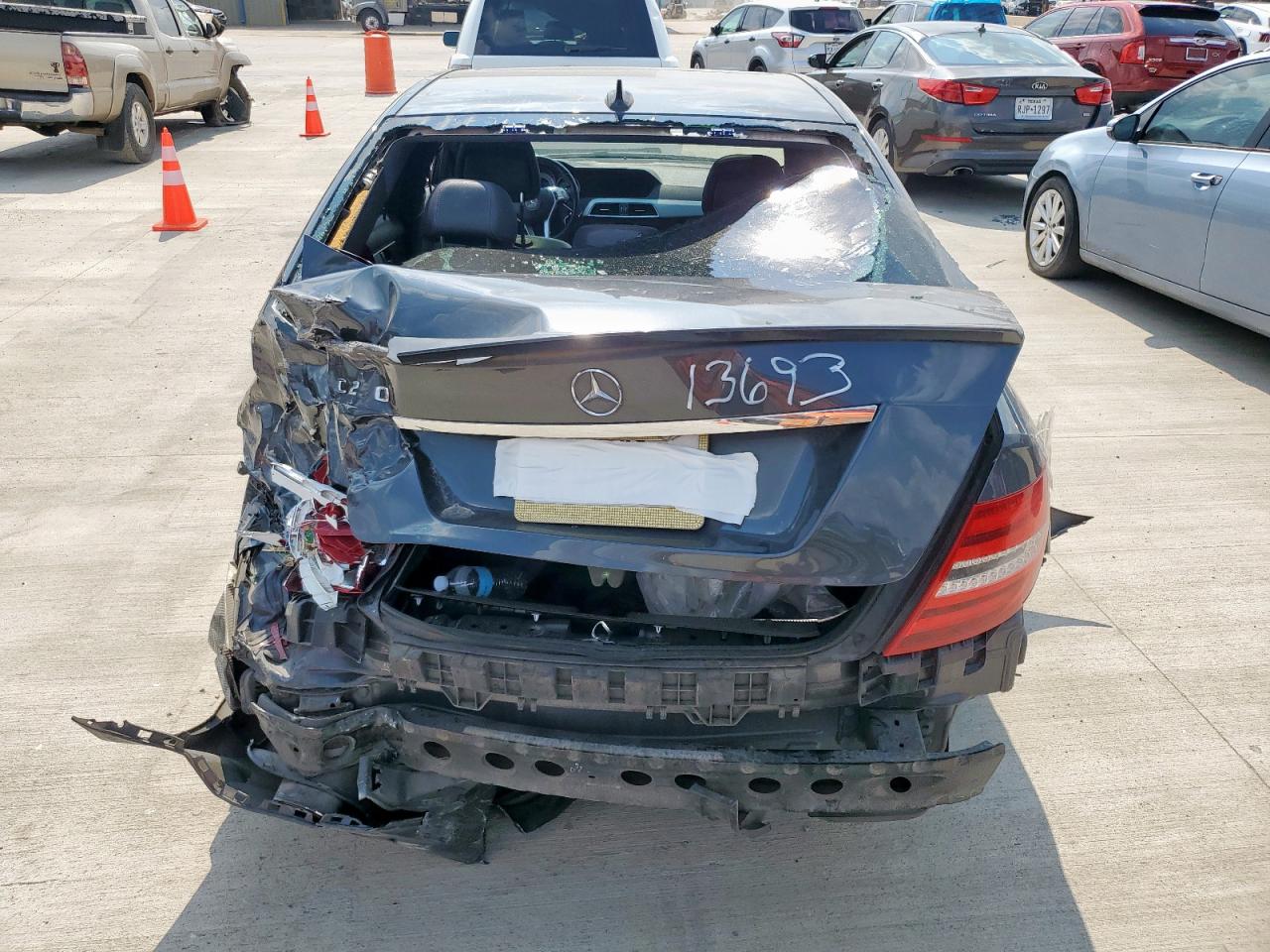 2013 Mercedes-Benz C 250 VIN: WDDGF4HB2DA825912 Lot: 70842625