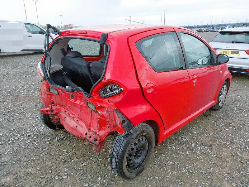 2009 TOYOTA AYGO +