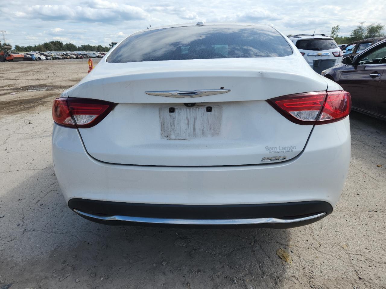 2015 Chrysler 200 Limited VIN: 1C3CCCAB5FN661495 Lot: 70582825