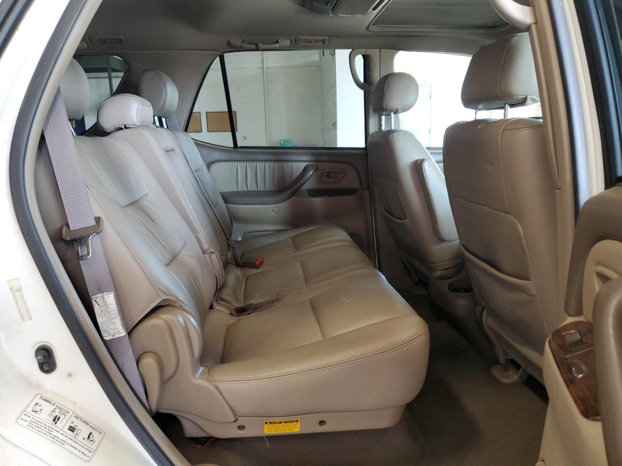 2004 Toyota Sequoia Limited VIN: 5TDBT48A24S205536 Lot: 68139255