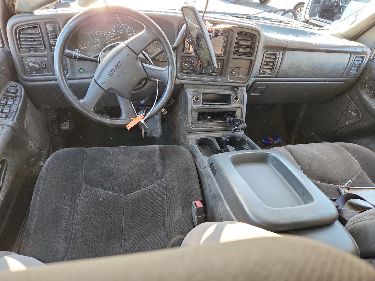 2004 GMC Sierra K2500 Heavy Duty VIN: 1GTHK23U44F197992 Lot: 70641745