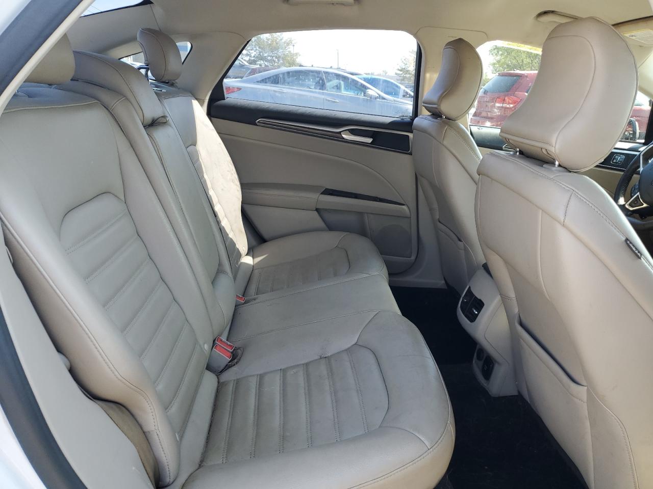 2017 Ford Fusion Se VIN: 3FA6P0HD2HR153395 Lot: 70981805