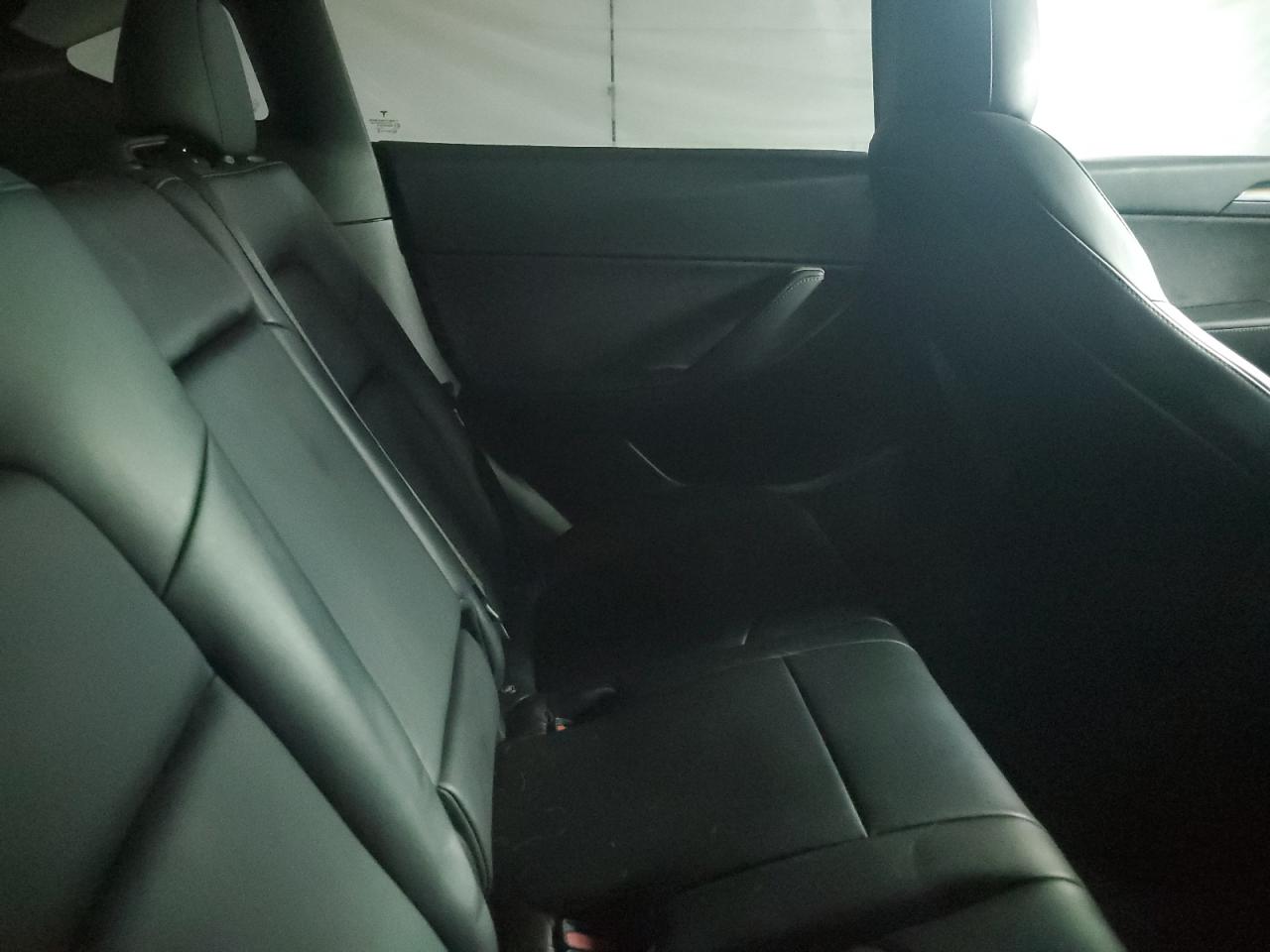 2022 Tesla Model Y VIN: 7SAYGDEF2NF537662 Lot: 67284735