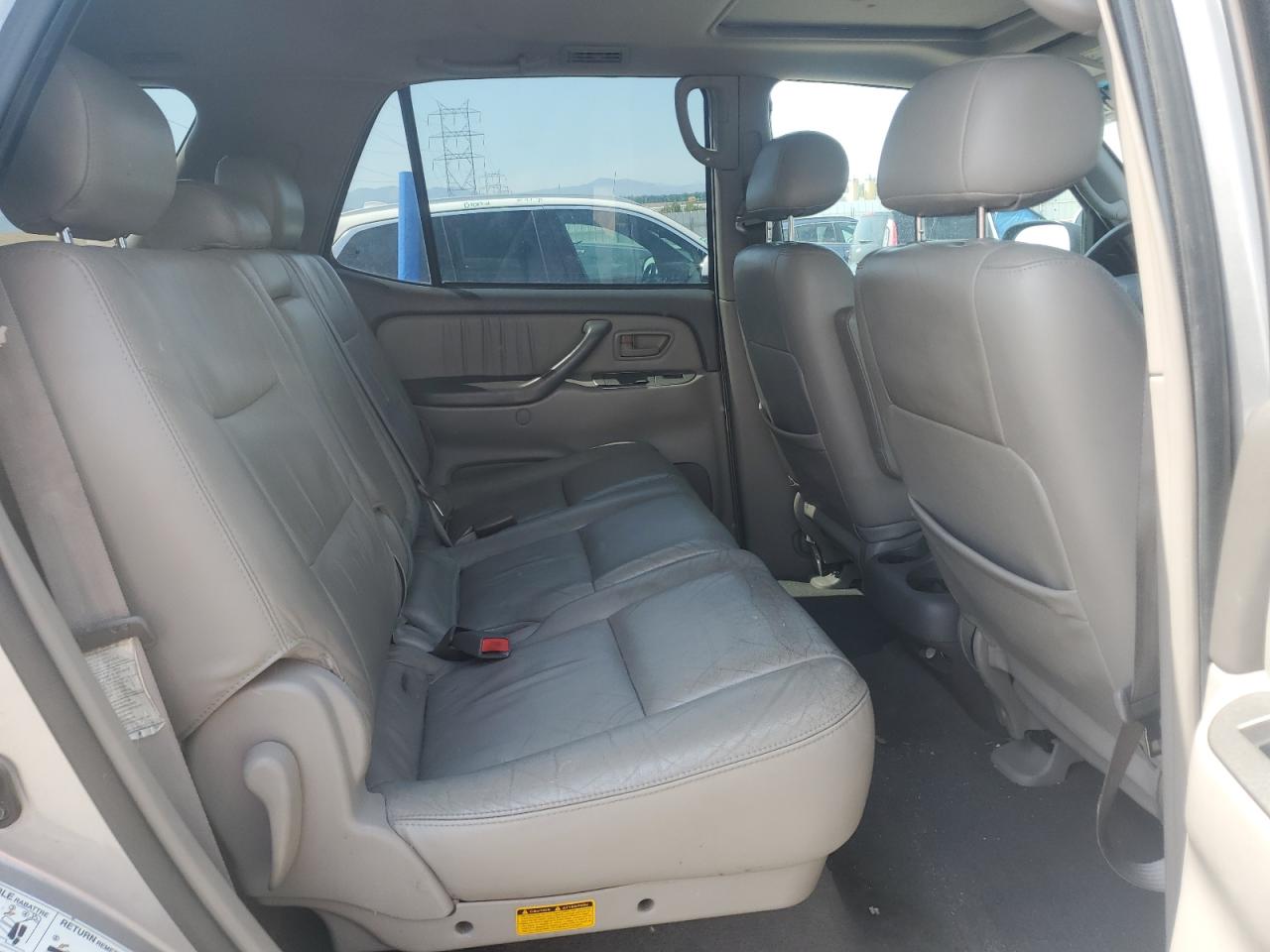 2001 Toyota Sequoia Limited VIN: 5TDBT48A11S000625 Lot: 67831355