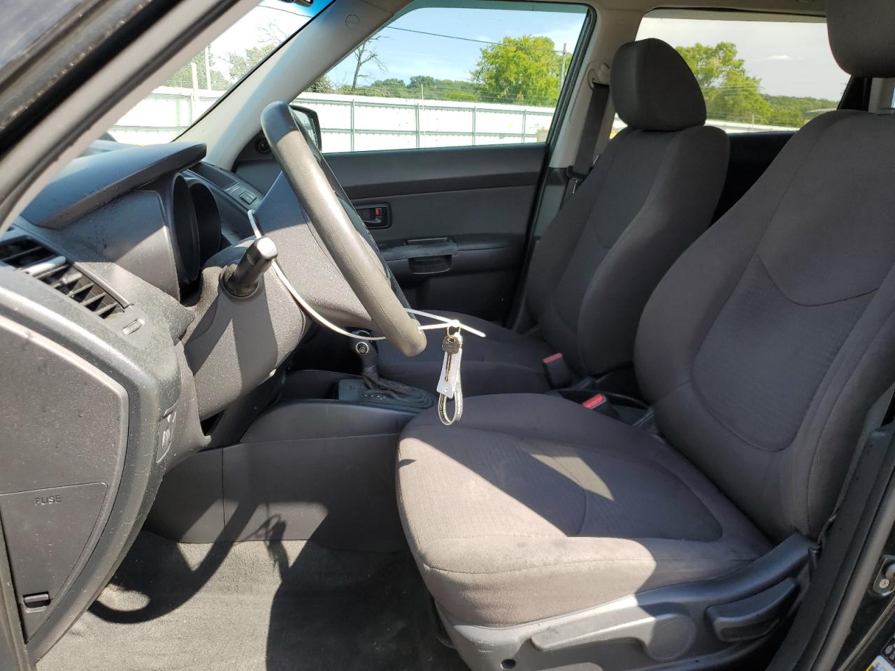2012 Kia Soul VIN: KNDJT2A52C7743126 Lot: 70483715