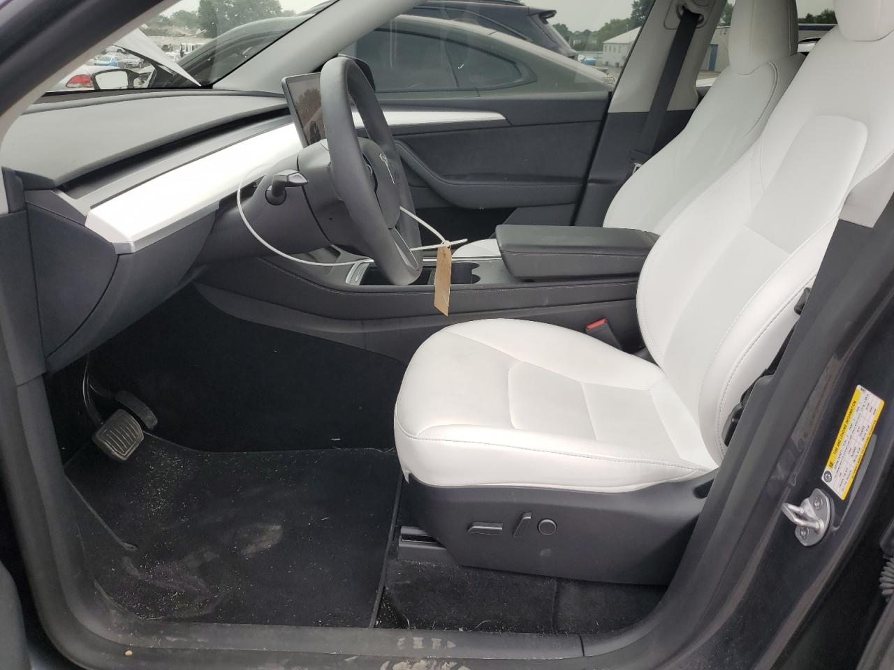 2023 Tesla Model Y VIN: 7SAYGDEE5PF860937 Lot: 67893915