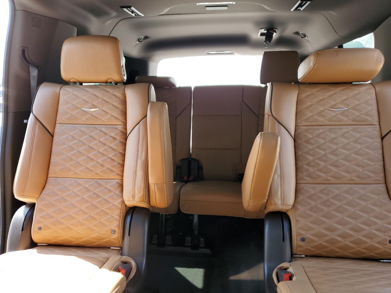 2022 Cadillac Escalade Esv Premium Luxury VIN: 1GYS4LKL2NR117727 Lot: 70356165