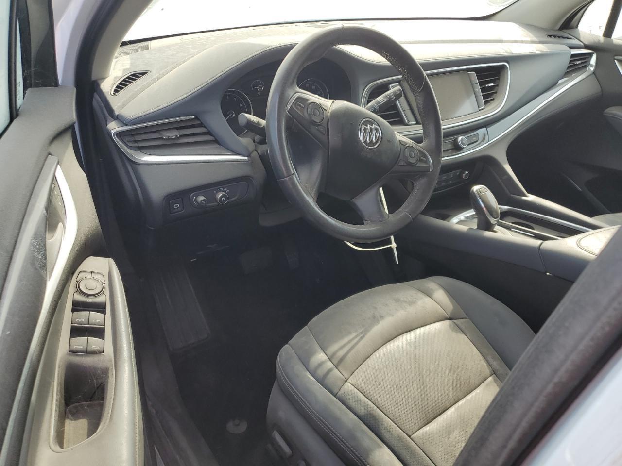 2018 Buick Enclave Essence VIN: 5GAERBKW5JJ122102 Lot: 68051785