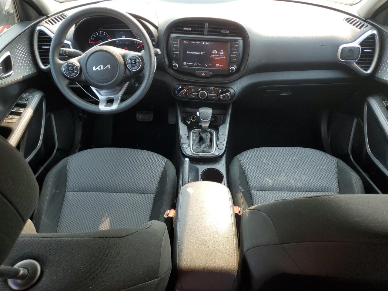 2022 Kia Soul Lx VIN: KNDJ23AU4N7806990 Lot: 67147305