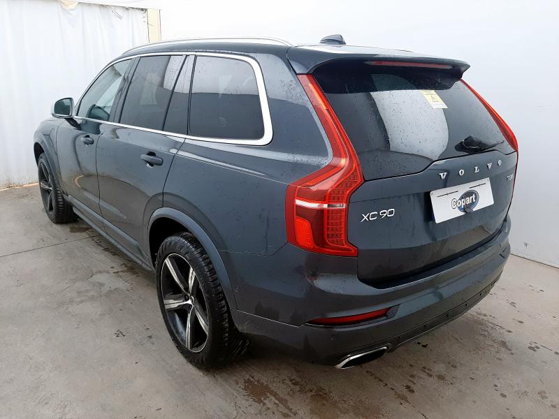 2017 VOLVO XC90 T8 R-