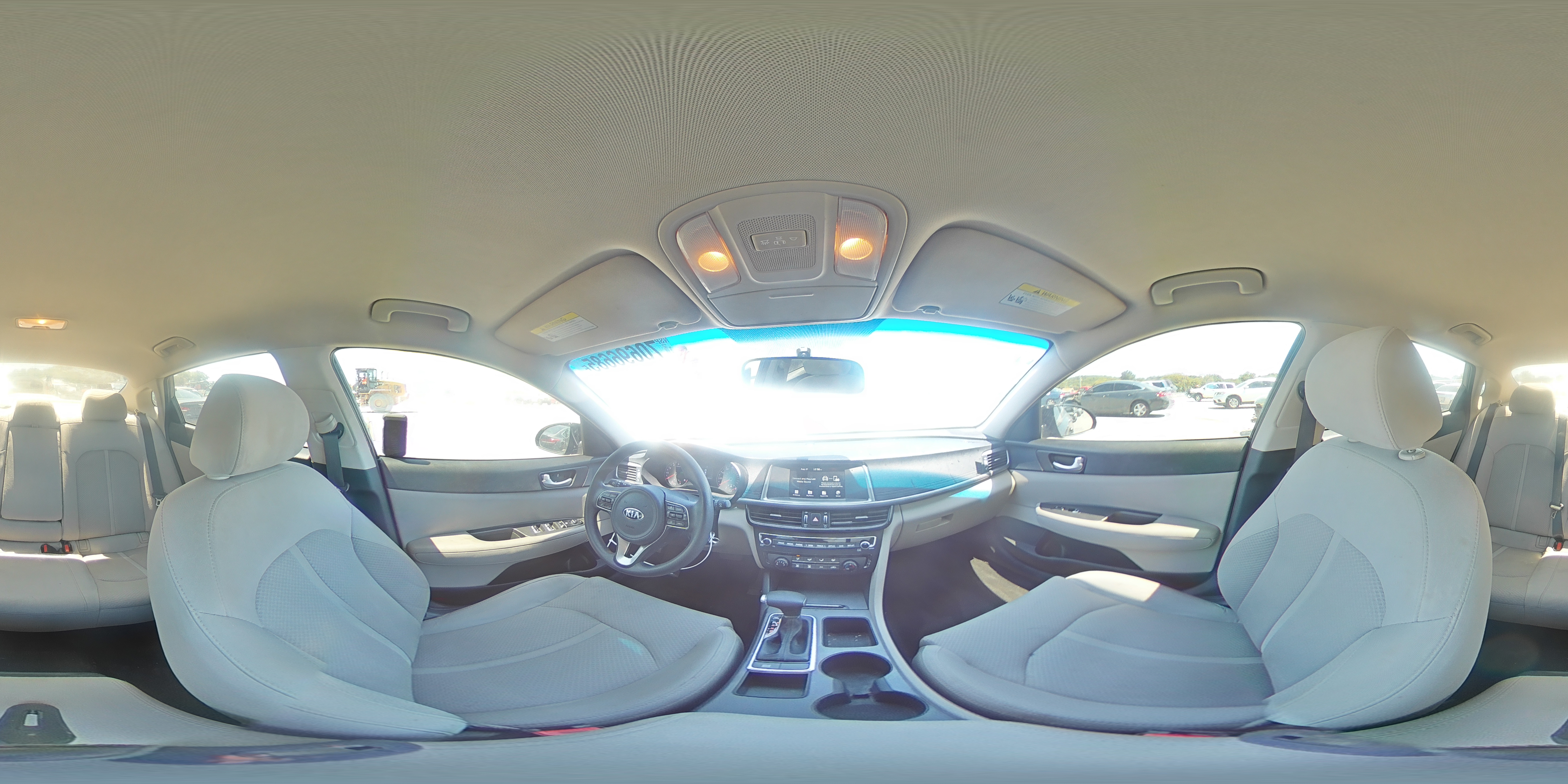 2018 Kia Optima Lx VIN: 5XXGT4L3XJG266208 Lot: 70696685