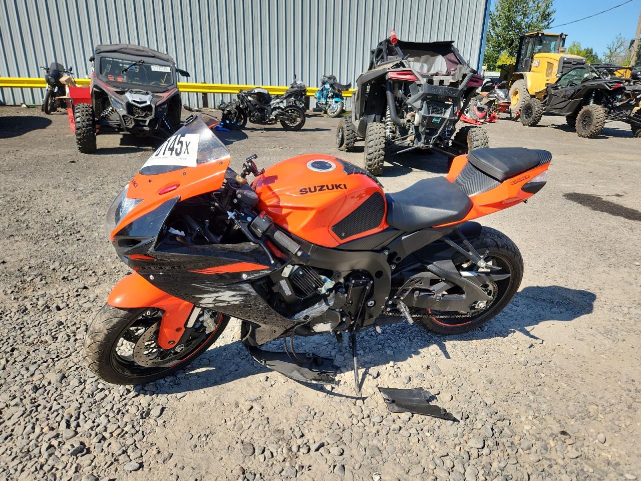 2022 Suzuki Gsx-R600 two_colors null gas JS1GN7FA7N7101201 photo #4