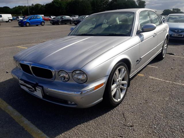 2004 JAGUAR XJ SERIES XJ8 3.5 V8 SE 4DR AUTO for sale at Copart SANDTOFT