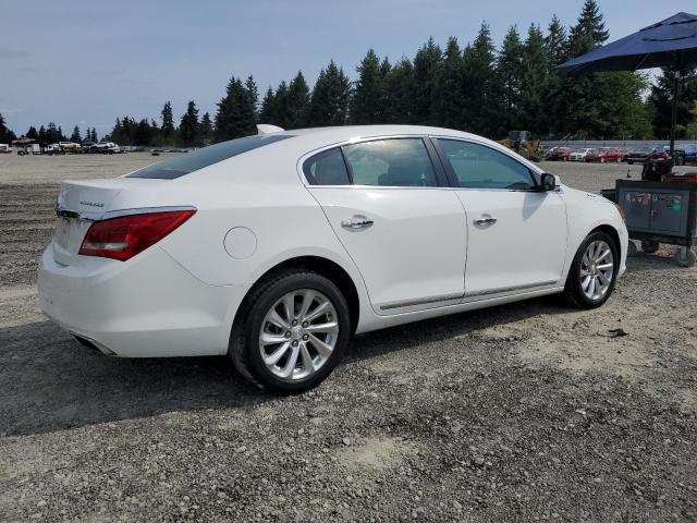  BUICK LACROSSE 2016 Белы