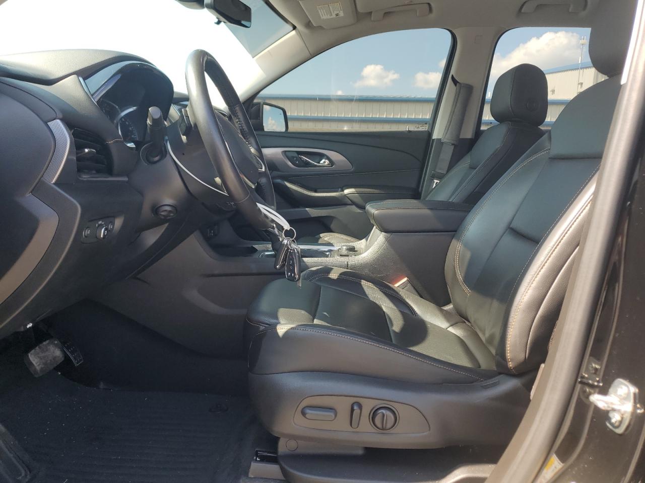 1GNERKKWXMJ269994 2021 Chevrolet Traverse Premier
