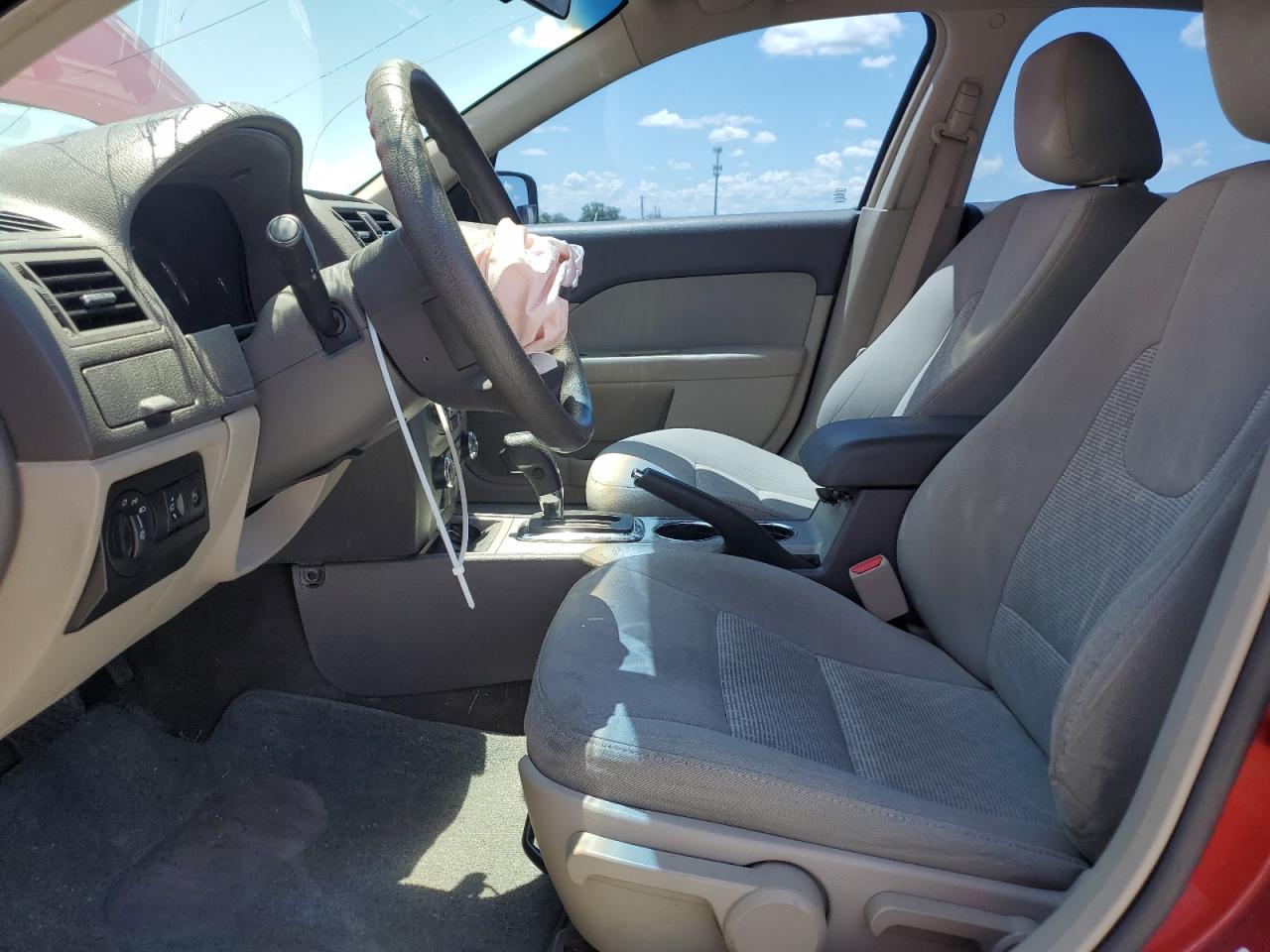 2010 Ford Fusion S VIN: 3FAHP0GA3AR345513 Lot: 92648995