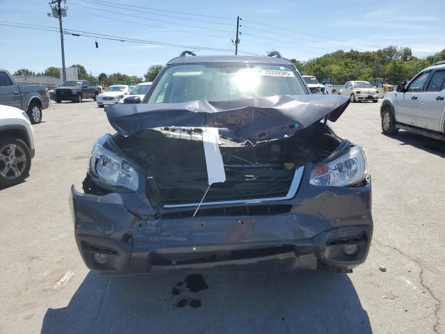  SUBARU FORESTER 2018 Gray
