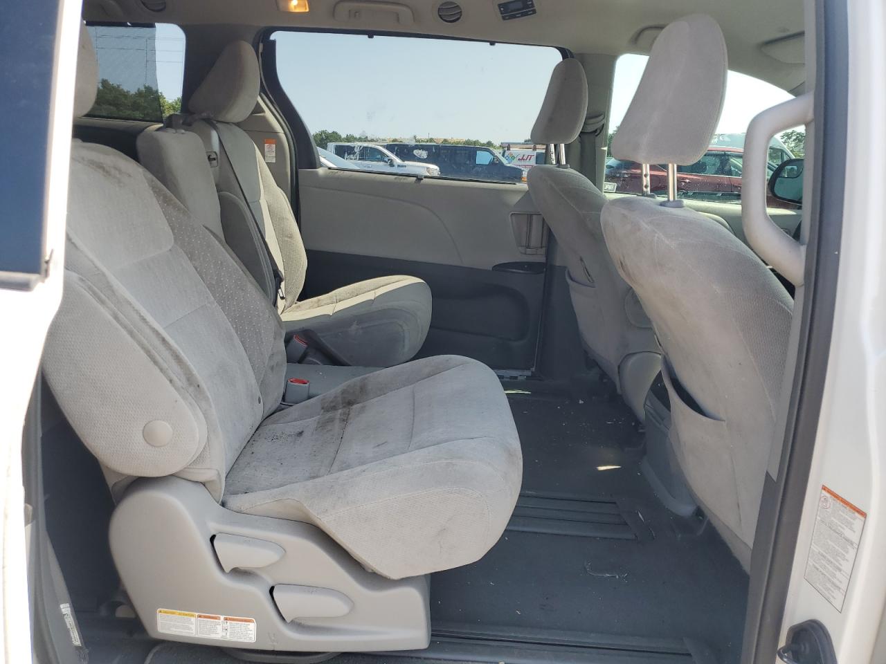 2019 Toyota Sienna Le VIN: 5TDKZ3DC1KS983095 Lot: 67254915