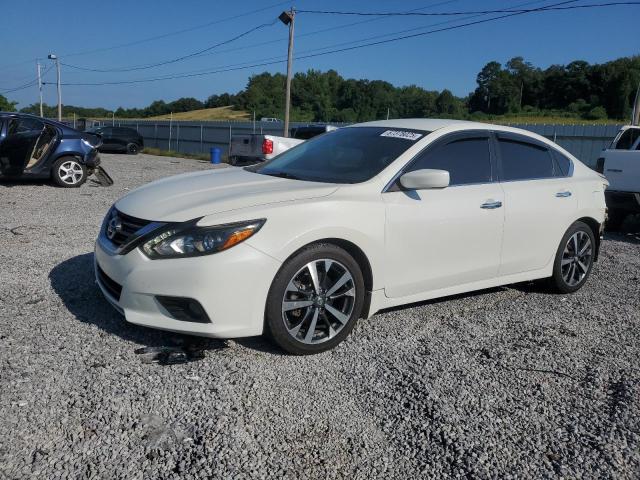  NISSAN ALTIMA 2017 Белы