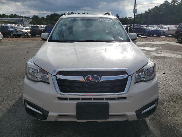  SUBARU FORESTER 2018 Белы