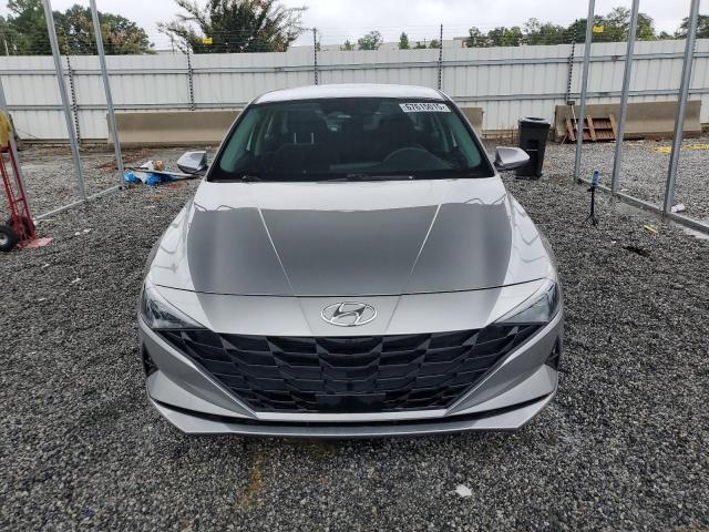  HYUNDAI ELANTRA 2023 Серебристый