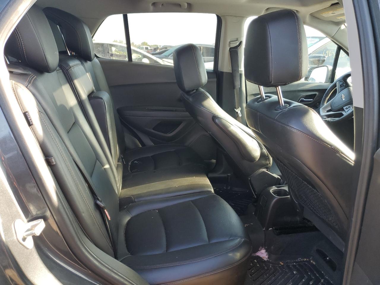 2017 Chevrolet Trax Premier VIN: 3GNCJRSB2HL197837 Lot: 69658375