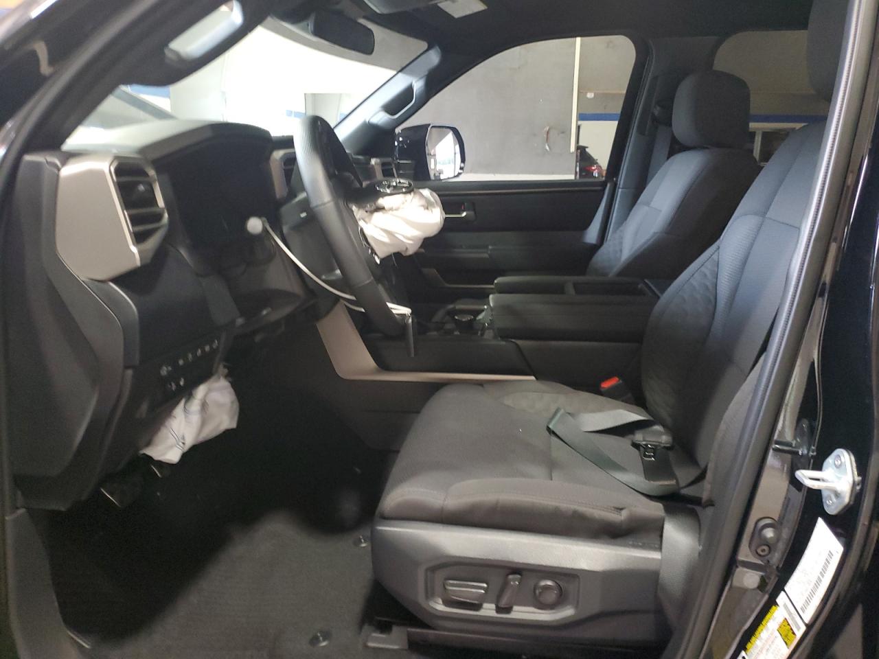 2025 Toyota Tundra Crewmax Sr VIN: 5TFLA5DB8SX299234 Lot: 65556285