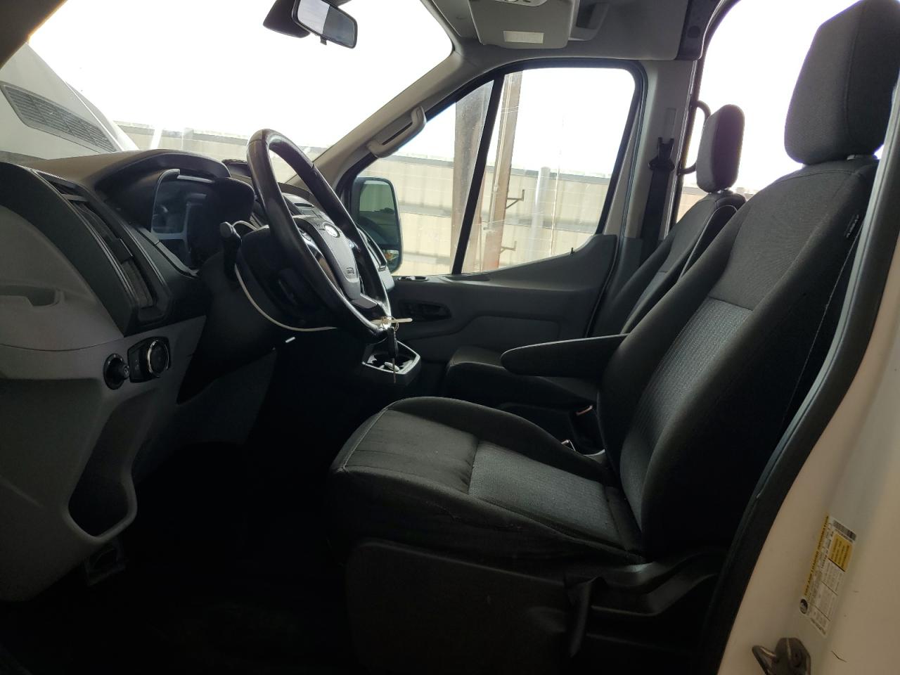 2017 Ford Transit T-250 VIN: 1FTYR2CM3HKA51995 Lot: 70699785