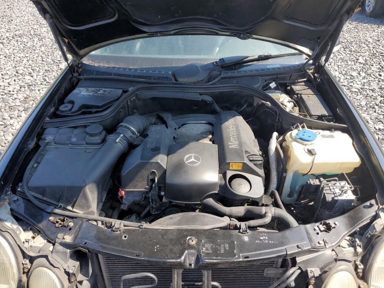 2002 Mercedes-Benz Clk 320 VIN: WDBLJ65G12F198461 Lot: 64737645