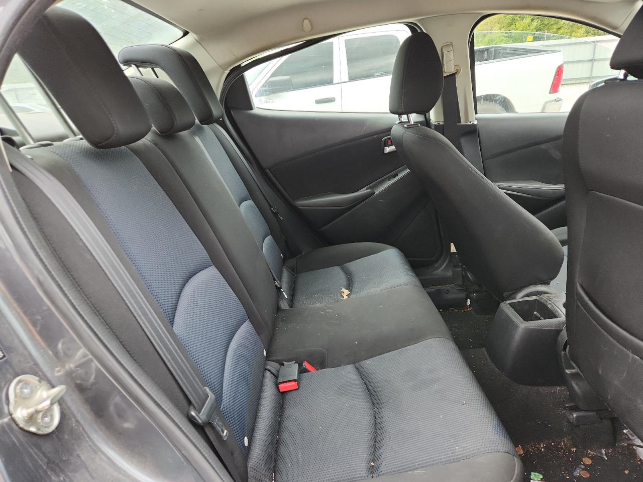 2017 Toyota Yaris Ia VIN: 3MYDLBYV3HY176595 Lot: 70593295