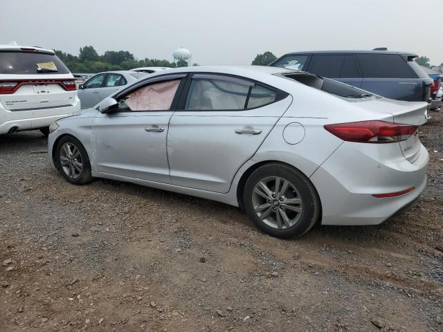  HYUNDAI ELANTRA 2017 Серебристый