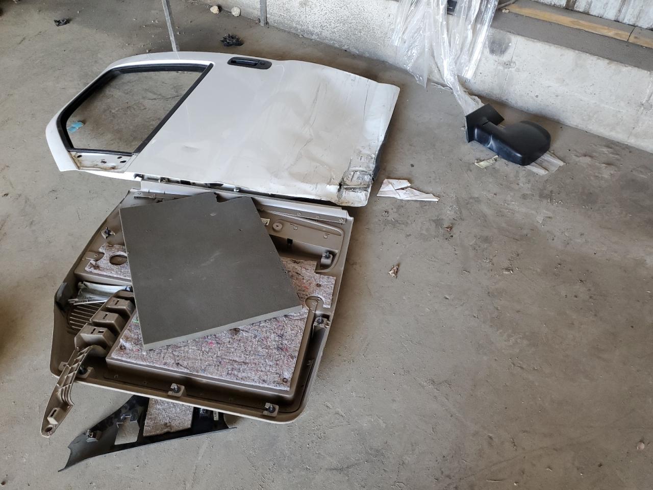 2014 Chevrolet Express G2500 VIN: 1GCWGFFAXE1103002 Lot: 69789385