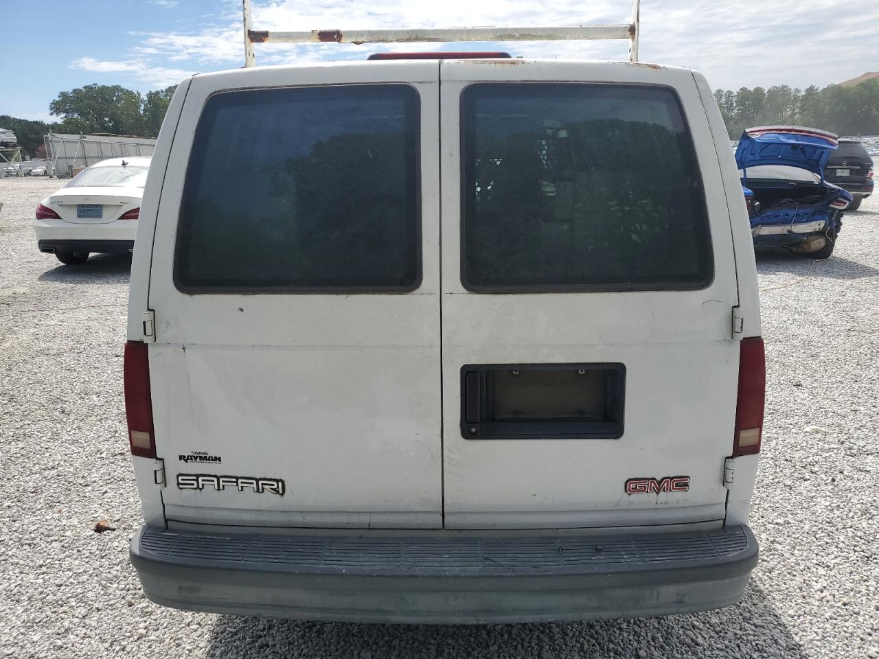 2000 GMC Safari Xt VIN: 1GTDM19W1YB521053 Lot: 70443325