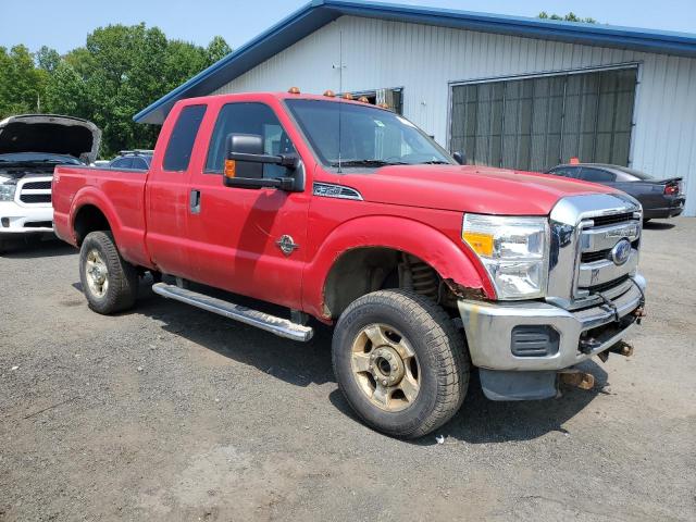 Pickups FORD F350 2013 Czerwony