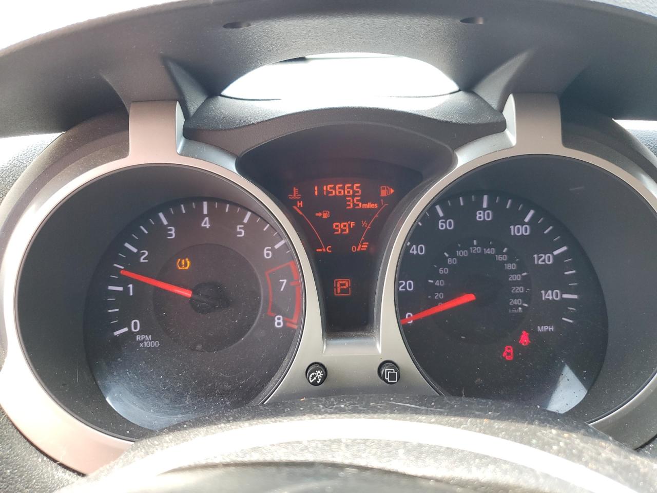 2014 Nissan Juke S VIN: JN8AF5MR8ET360099 Lot: 69673625