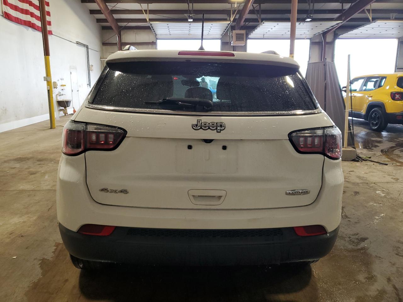 2018 Jeep Compass Latitude VIN: 3C4NJDBB4JT409891 Lot: 67510495